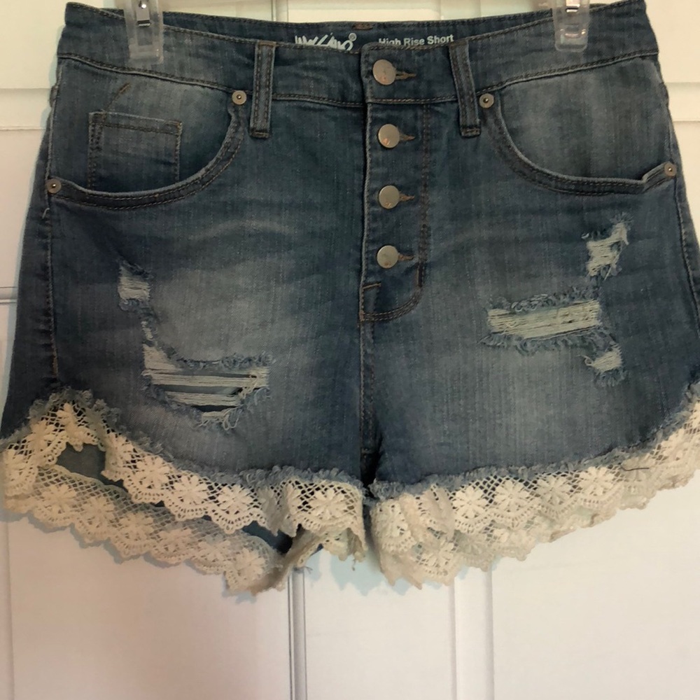 High rise jean shorts with lace